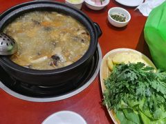 -菌之家·专业纯野生菌火锅·特色炒菌