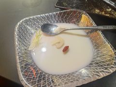 杏仁豆腐-無二炙坊·和牛烧肉(大钟寺1733店)