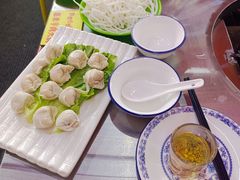 -蚝羊氣惠来羊肉火锅·高压锅生蚝