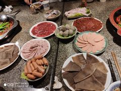 -佬革命主题火锅(玉沙路店)