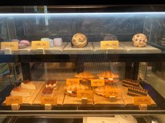 面包甜点陈列柜-麦当劳(宝山大厦店)