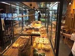 -焙丽拾光(麦凯乐直营店)