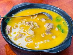 酸汤牛肉-云隐小厨·传统大理美食(复兴路店)