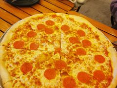 烟熏意大利香肠奶酪披萨-Devils’ Brewery小恶魔精酿啤酒(泛海美式熏肉店)