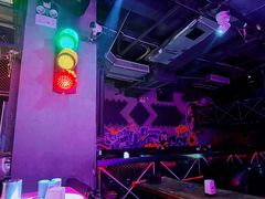 -UP嘻哈酒吧(粉巢店)