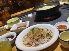 -有一锅·野生菌黑山羊腊排骨火锅(古城北门店)