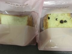-顶东面包花园·生日蛋糕(世博店)