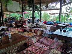 -乌托邦酒吧和餐厅