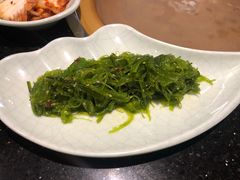 沙拉海藻-猪啊牛呀羊啊铜盘烤肉(正大广场店)