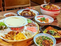 -怪噜范·老贵阳街头名小吃(鸿通城店)