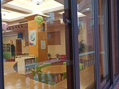-静安区少年儿童图书馆(康定东路)