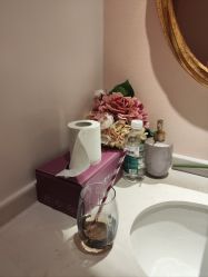 -蕾蕾美颜美容美体