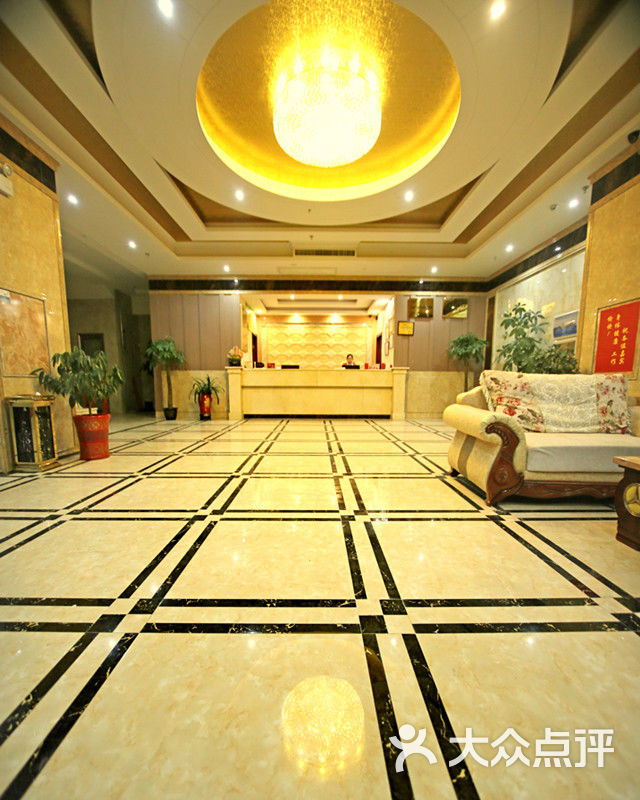 景龙国际大酒店图片 - 第1张