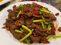 -闯关东东北农家菜(崂山石老人店)