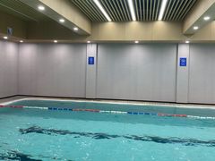 -蓝海豚游泳俱乐部(南京西路店)