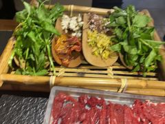 -菌自由丨野生菌火锅特色庭院餐厅(丽江古城店)