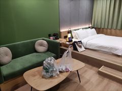 -秋果酒店(北京中日友好医院和平里地铁站店)