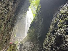 -龙水峡地缝景区
