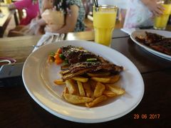 -Pundi Pundi Restaurant