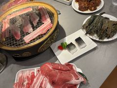 -山焱·炭火自助烤肉(周浦万达店)