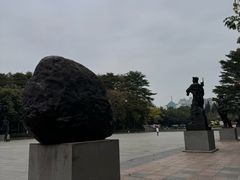 -英雄广场