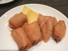 三文鱼香脆卷-新鲜特色餐厅(香格里拉大酒店)