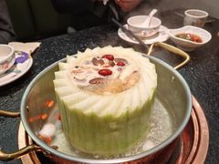 -得意咚瓜·顺德鱼生·冬瓜火锅(深圳首店)