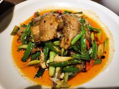 -有红鸡毛店·川菜(建设路店)