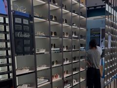 -LensCrafters亮视点(东方新天地店)