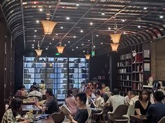 店内环境-钟书阁(松江泰晤士小镇店)