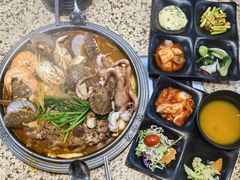 -真利味·脊骨火锅·正宗韩国料理(韩乐坊店)