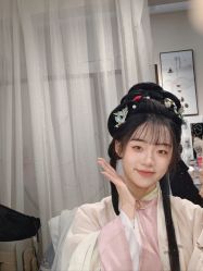 -一揽芳华汉服旗袍体验馆(拙政园店)