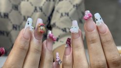 -U+nail优加专业美甲美睫