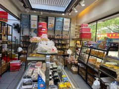 面包甜点陈列柜-爱心面包(建设中路店)