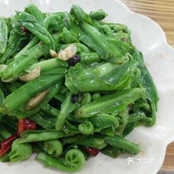 南记食粥坊·宵夜大排档(黄岐店)的炝炒山苏叶好不好吃?