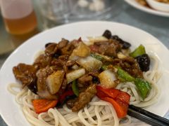 -汗腾格里·风味餐厅(新疆驻京办店)