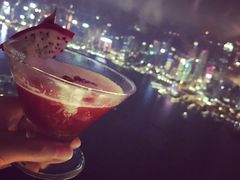 -OZONE 顶楼酒吧(香港丽思卡尔顿酒店)
