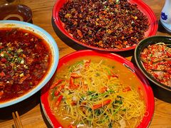 -先启半步颠小酒馆(白麓里店)