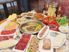 -乡土黄·鲜牛肉火锅·小龙虾(兴业街店)