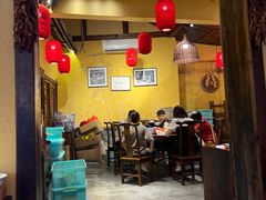 -富正毅三下锅·湘西韵味(天门山索道店)