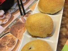酥皮焗叉烧包-添好运点心专门店(深水埗店)