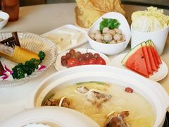 招牌筒骨煲-小骨煲金华砂锅(转塘金街美地店)