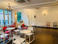 -Cafe de Paris(林荫路店)