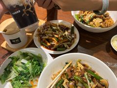 生爆牛肉面-寻裕记·现炒浇头面(人民广场店)