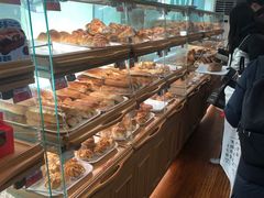 面包甜点陈列柜-新侨三宝乐面包店(崇文门店)