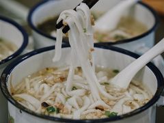 -十八家面馆(均瑶店)