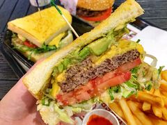 圣塔芭芭拉经典牛肉特堡-The Habit Burger Grill 哈比特汉堡(爱琴海店)