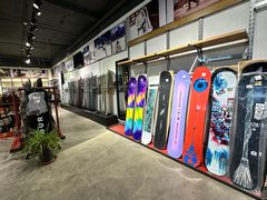 -4+2肆加贰雪具库(上庄店)