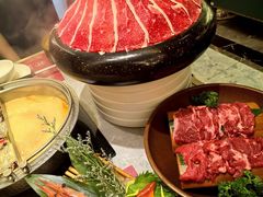 -一绪に寿喜烧(荟聚店)