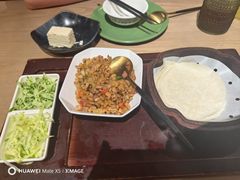 -耶里夏丽·丝路国际·新疆餐厅(浦东区东方路店)